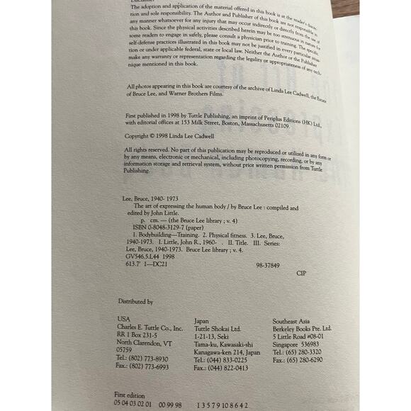 Bruce Lee Book Lot The Art of Expressing the Human Body Biography, Untold Story - Picture 10 of 10